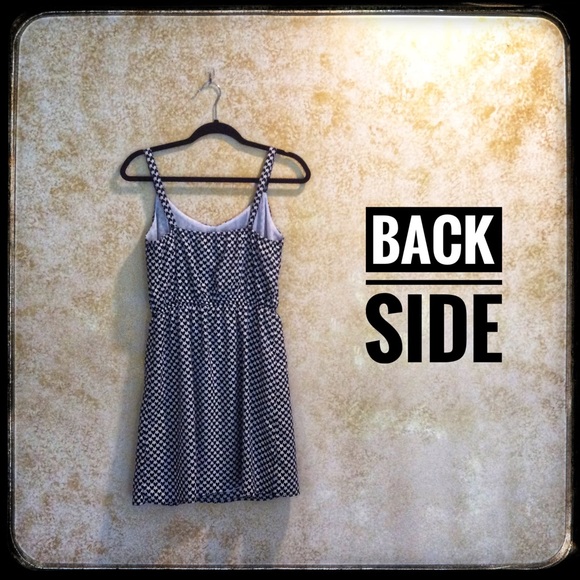 ❤️3/$15❤️ Bebo heart print sundress - Picture 2 of 5